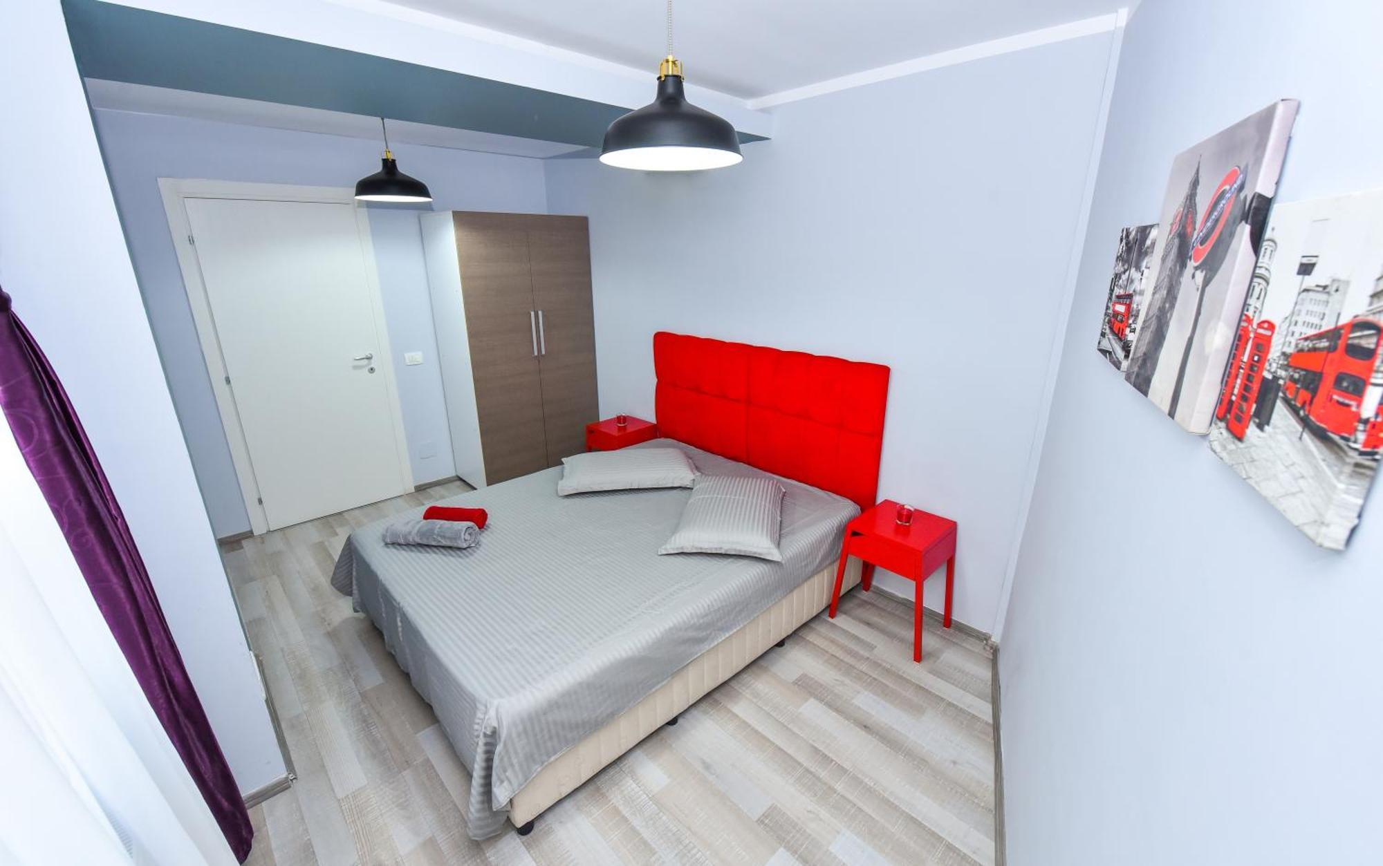 City Center Suite With Terrace Бухарест Екстер'єр фото